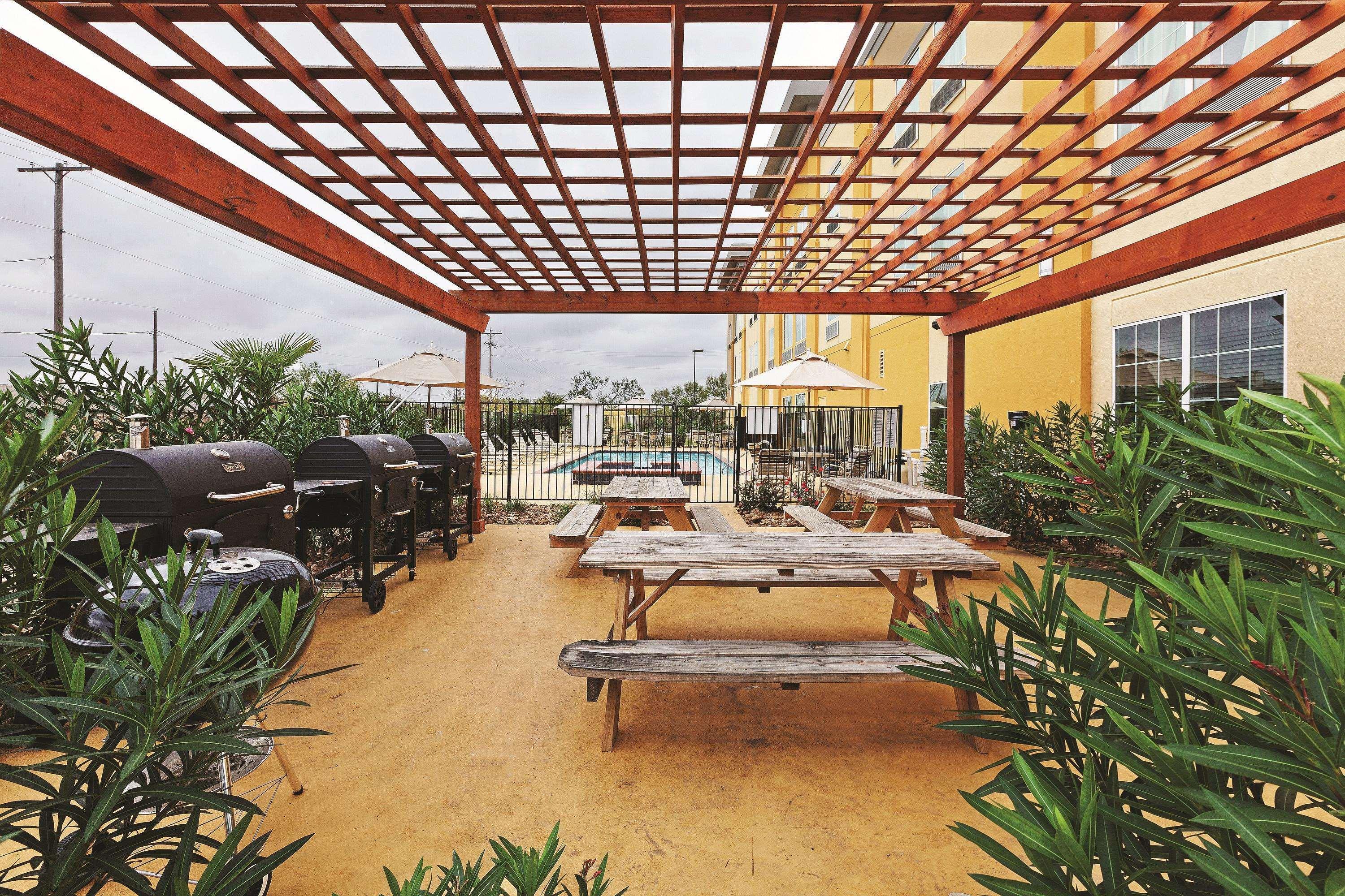 Hotel La Quinta By Wyndham Jourdanton - Pleasanton Exterior foto